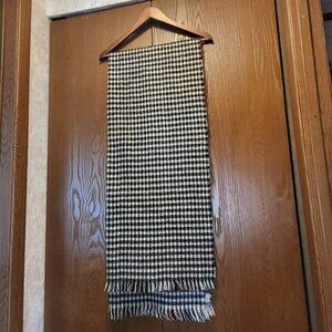 Cozy blanket scarf - reversible